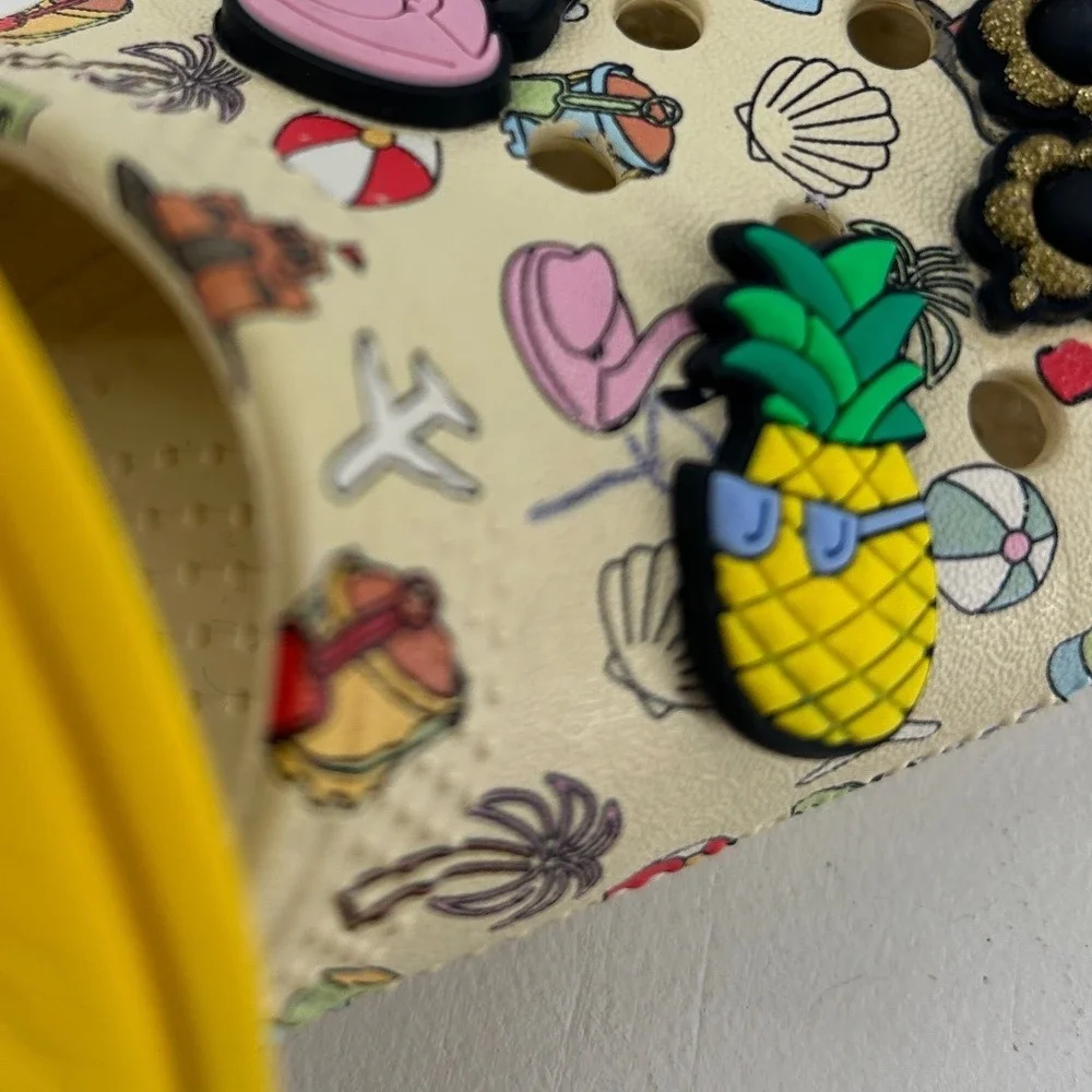 Crocs Kids Classic Clog Beach Vacation Print Yellow Strap Jibbitz Size C12